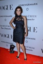 Dia Mirza at Vogue_s 5th Anniversary bash in Trident, Mumbai on 22nd Sept 2012 (307).JPG